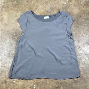 Wilfred Slate Gray Cap Sleeve Juliger Top
Size: Large